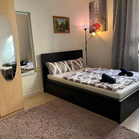 Unterkunft In Stuttgart Bagian luar foto